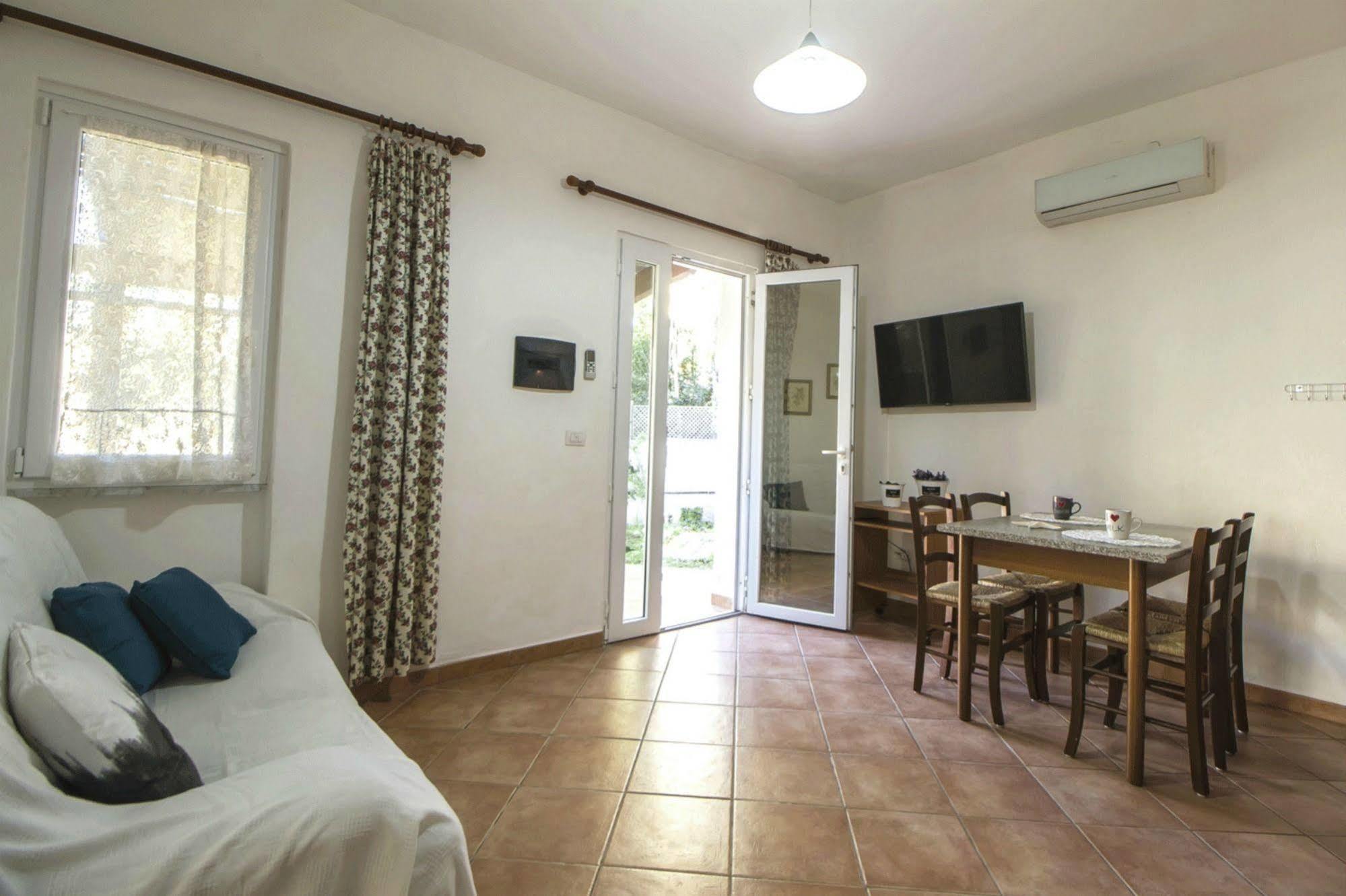 Casa Vacanze Cau - Viale Europa Alghero Dış mekan fotoğraf