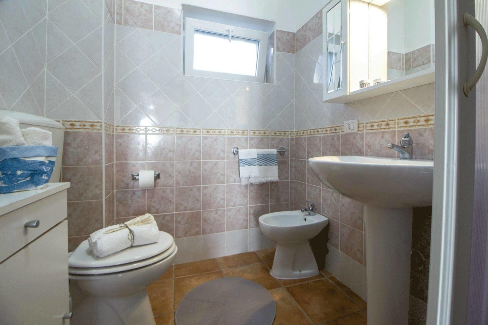Casa Vacanze Cau - Viale Europa Alghero Dış mekan fotoğraf