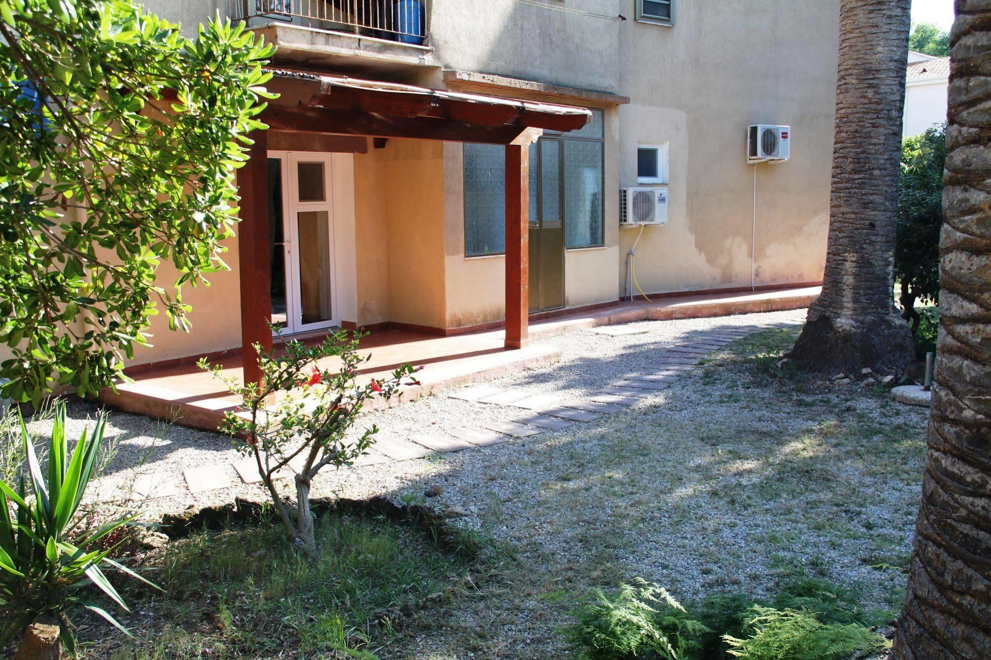 Casa Vacanze Cau - Viale Europa Alghero Dış mekan fotoğraf