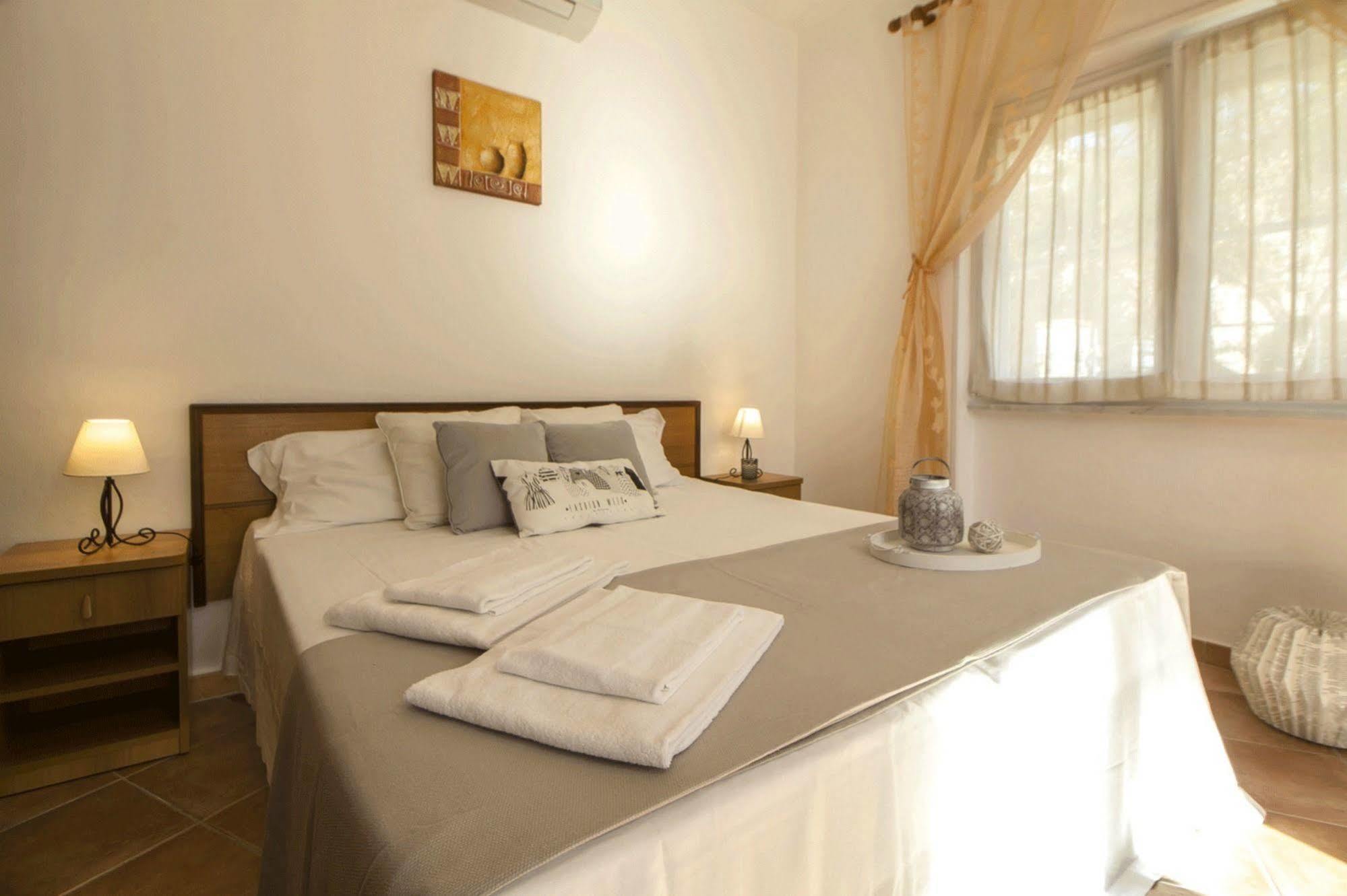 Casa Vacanze Cau - Viale Europa Alghero Dış mekan fotoğraf